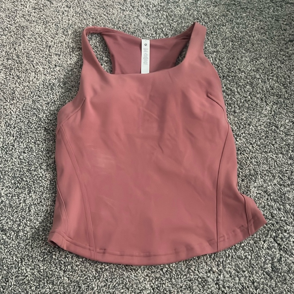 Never worn,super great for athletic wear, stretchy, fits really well.